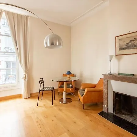 Comete - Cosy Proche Invalides Et Tour Eiffel Apartmán