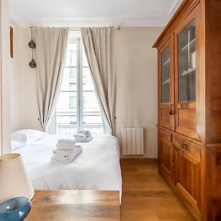 Comete - Cosy Proche Invalides Et Tour Eiffel Apartmán Paříž